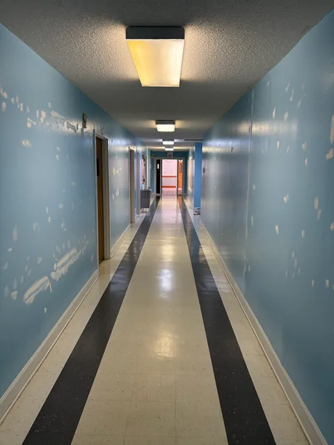 Hallway start