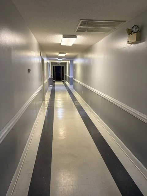 Hallway start