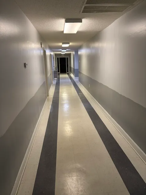 Hallway start